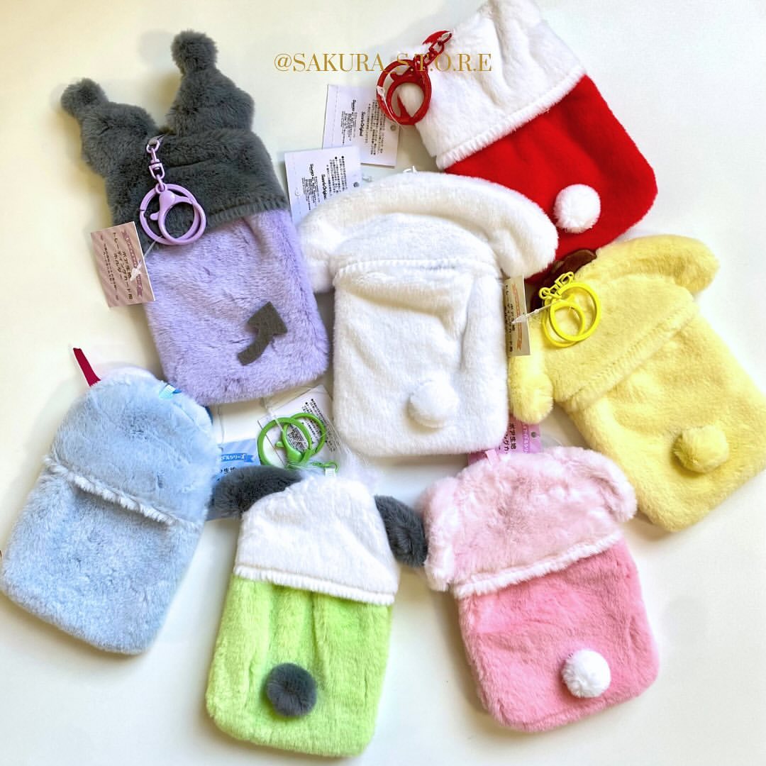 حافظة بطاقات فرو Sanrio