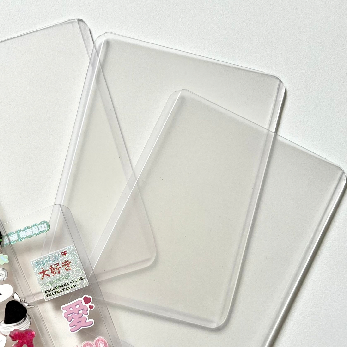 Toploaders 📂حافظات/ توبلودرز
لتزيين و حفظ الفوتوكاردز.