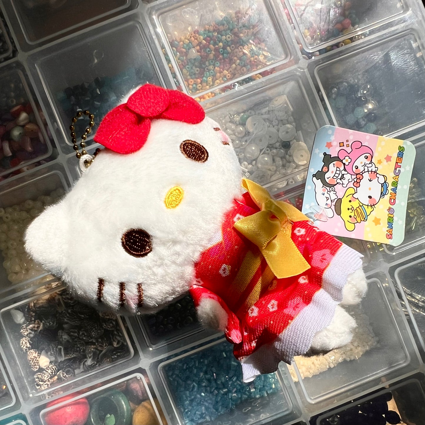 دمية hello kitty و my melody بمدالية