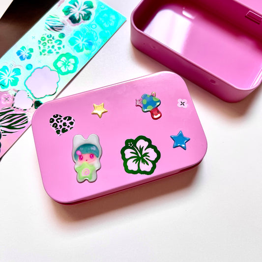 علبة معدنية صغيرة 🩷