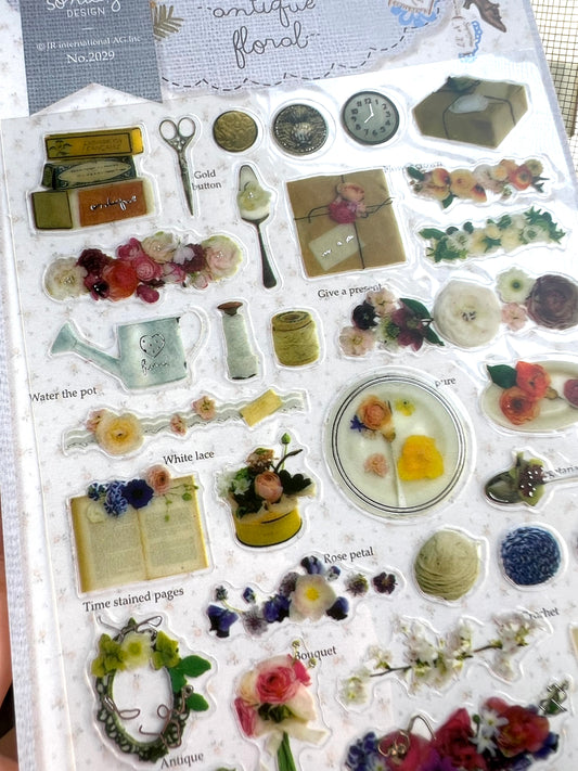 Suatelier - زهور عتيقة 🏛️