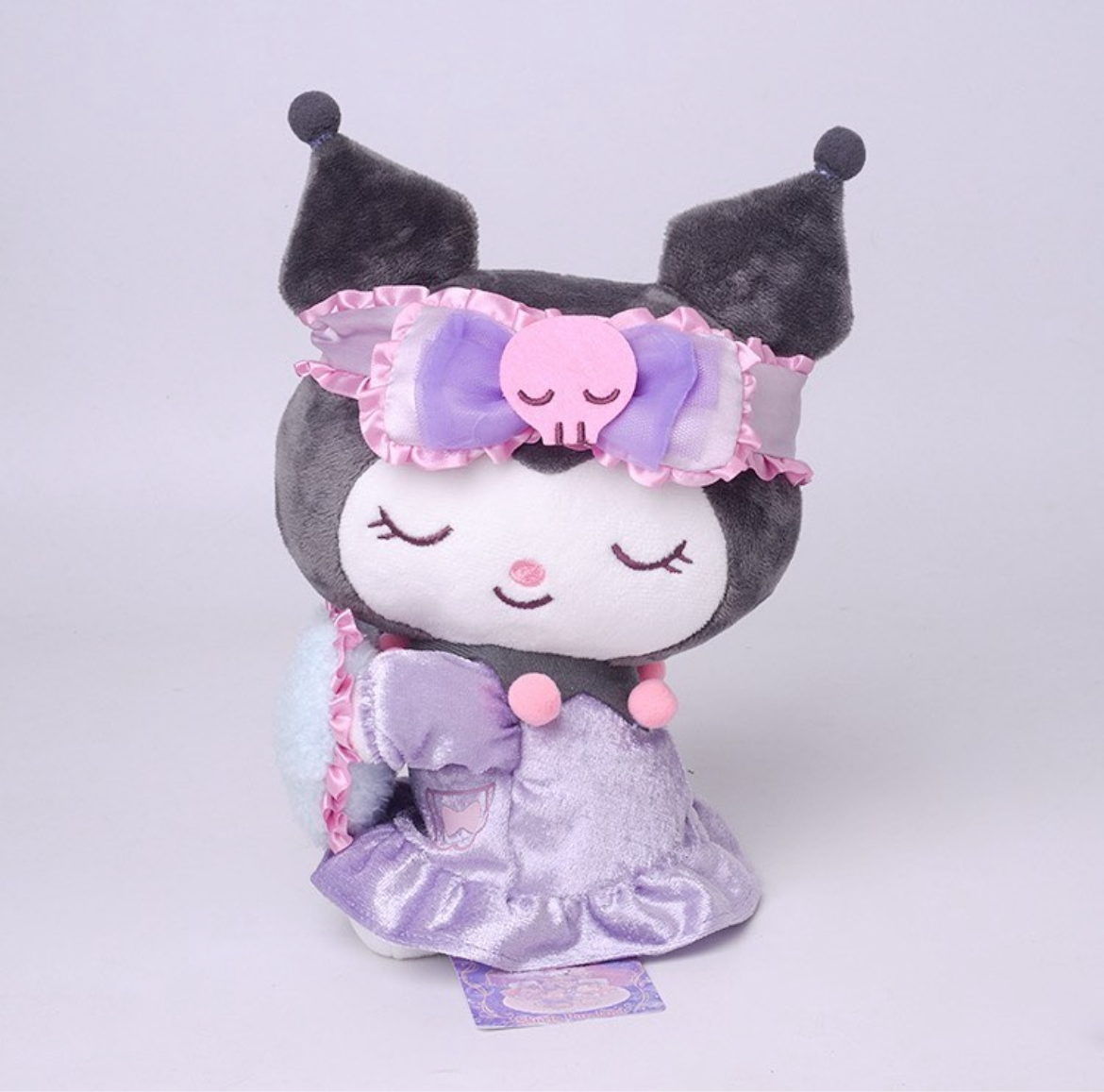 دمية Kuromi النائمة