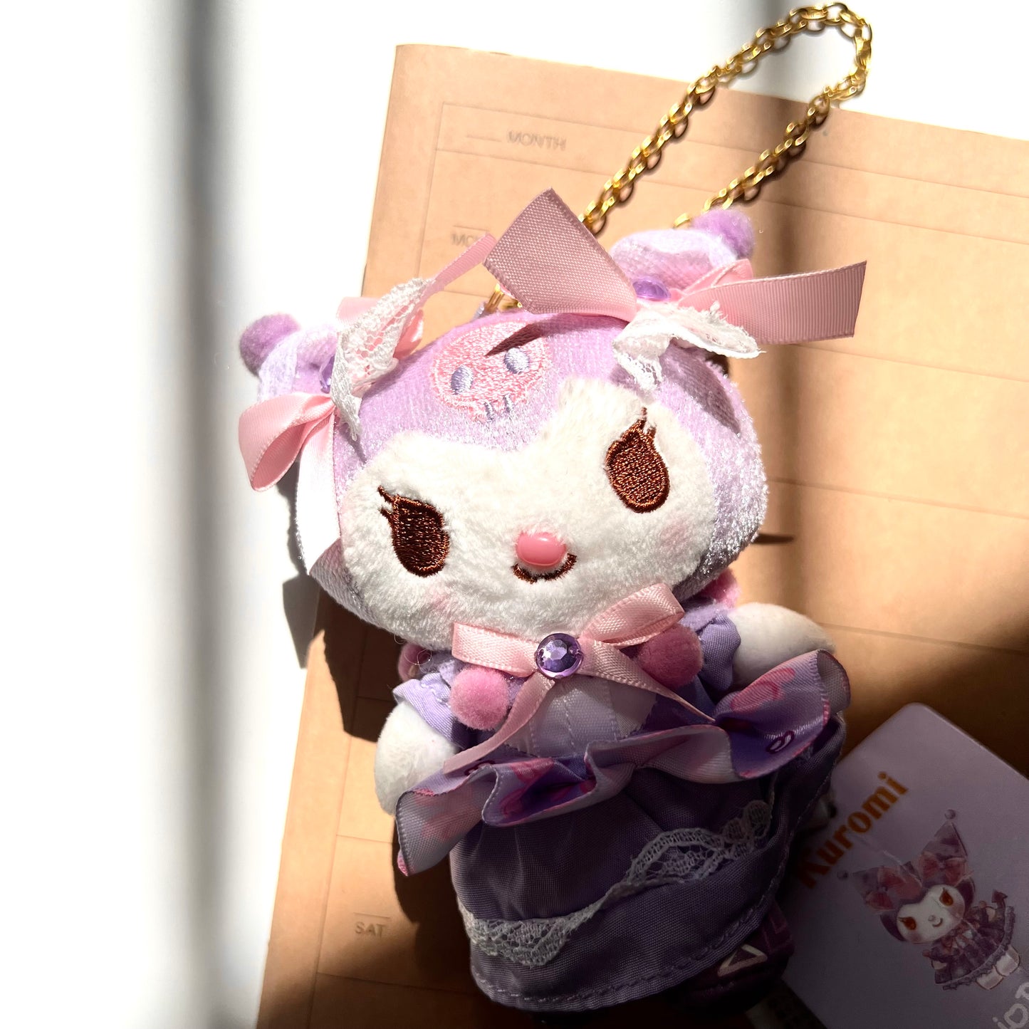 دمية Kuromi بمدالية ذهبية