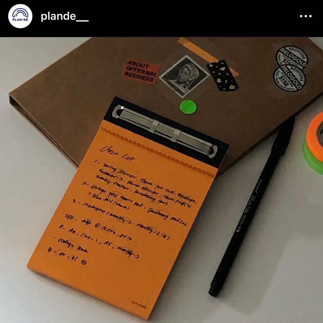 اوراق ملاحظات مكتبية 📑
من @plande__ الكورية 🇰🇷