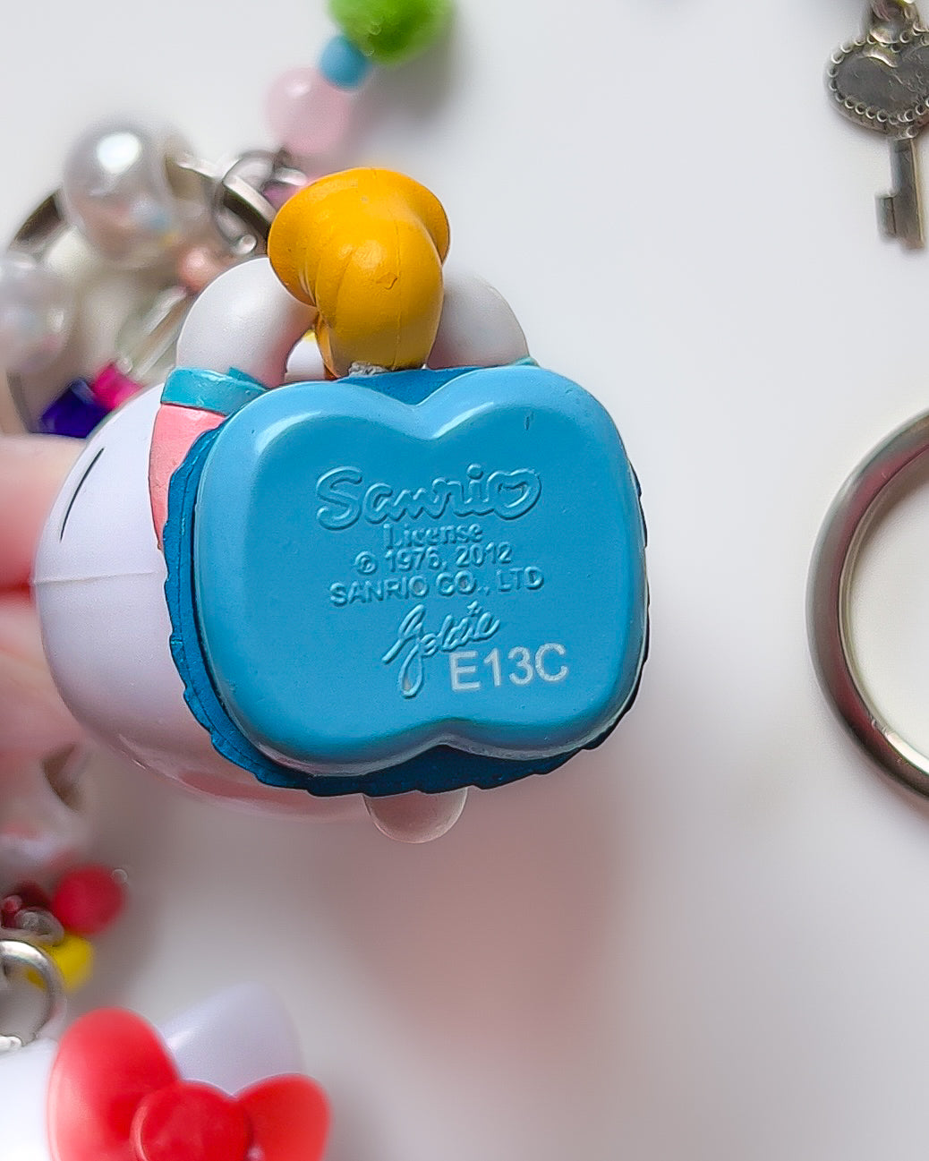 Hello kitty x music مدالية