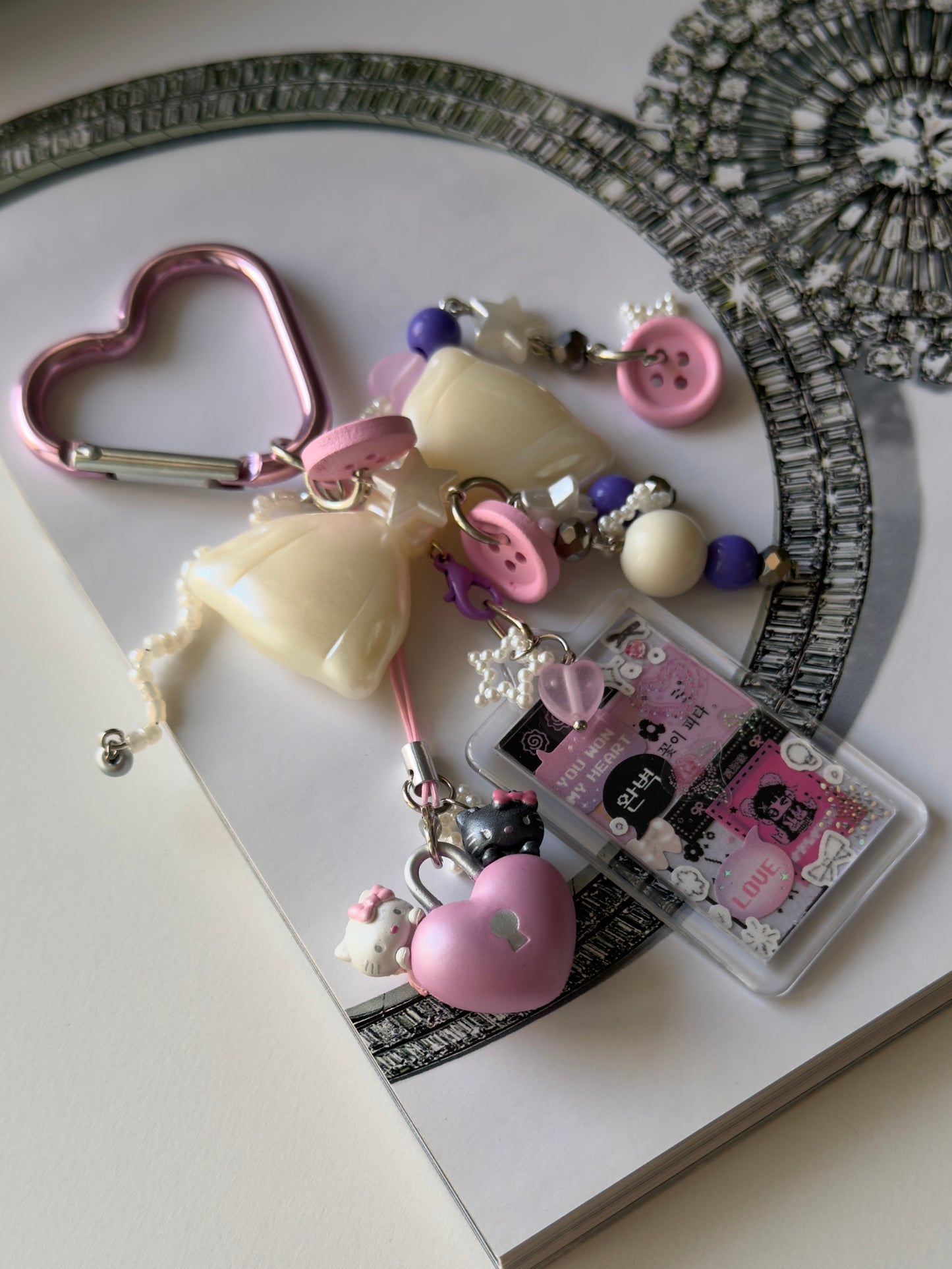 Hello kitty مدالية