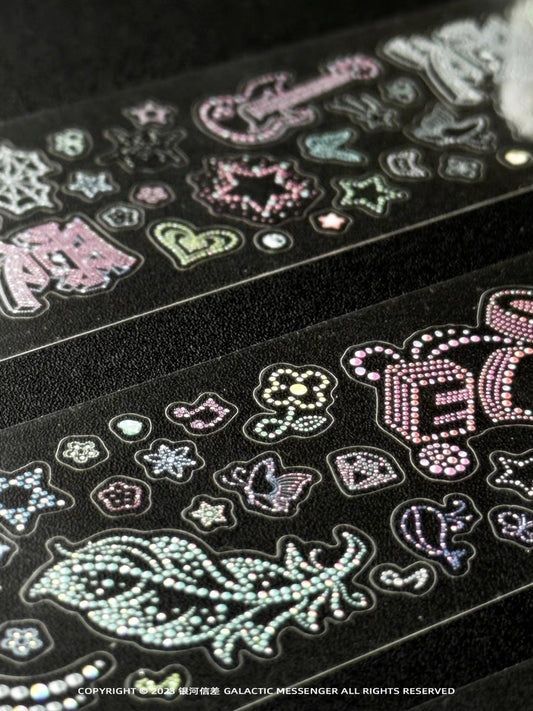 لفافة ملصقات Y2K من استوديو Galactic messenger