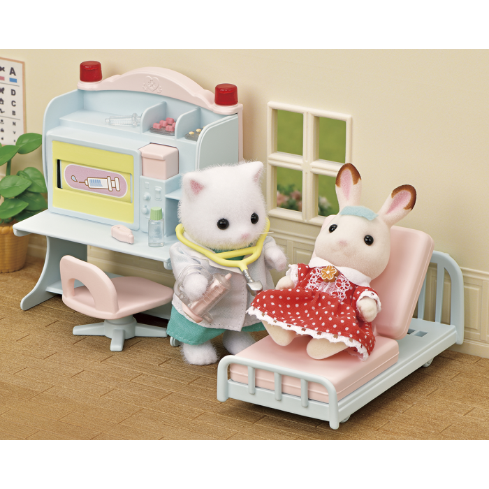 Sylvanian families سيت طبيب